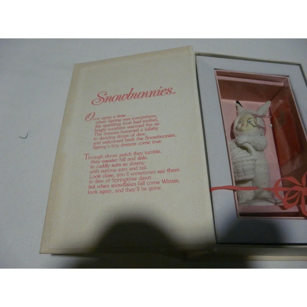 Stories of the Snowbunnies A Tisket A Tasket Department 56 Easter Springtime‎